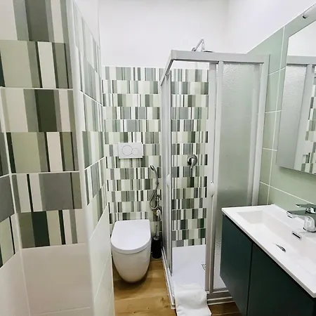 Πανσιόν Segesta